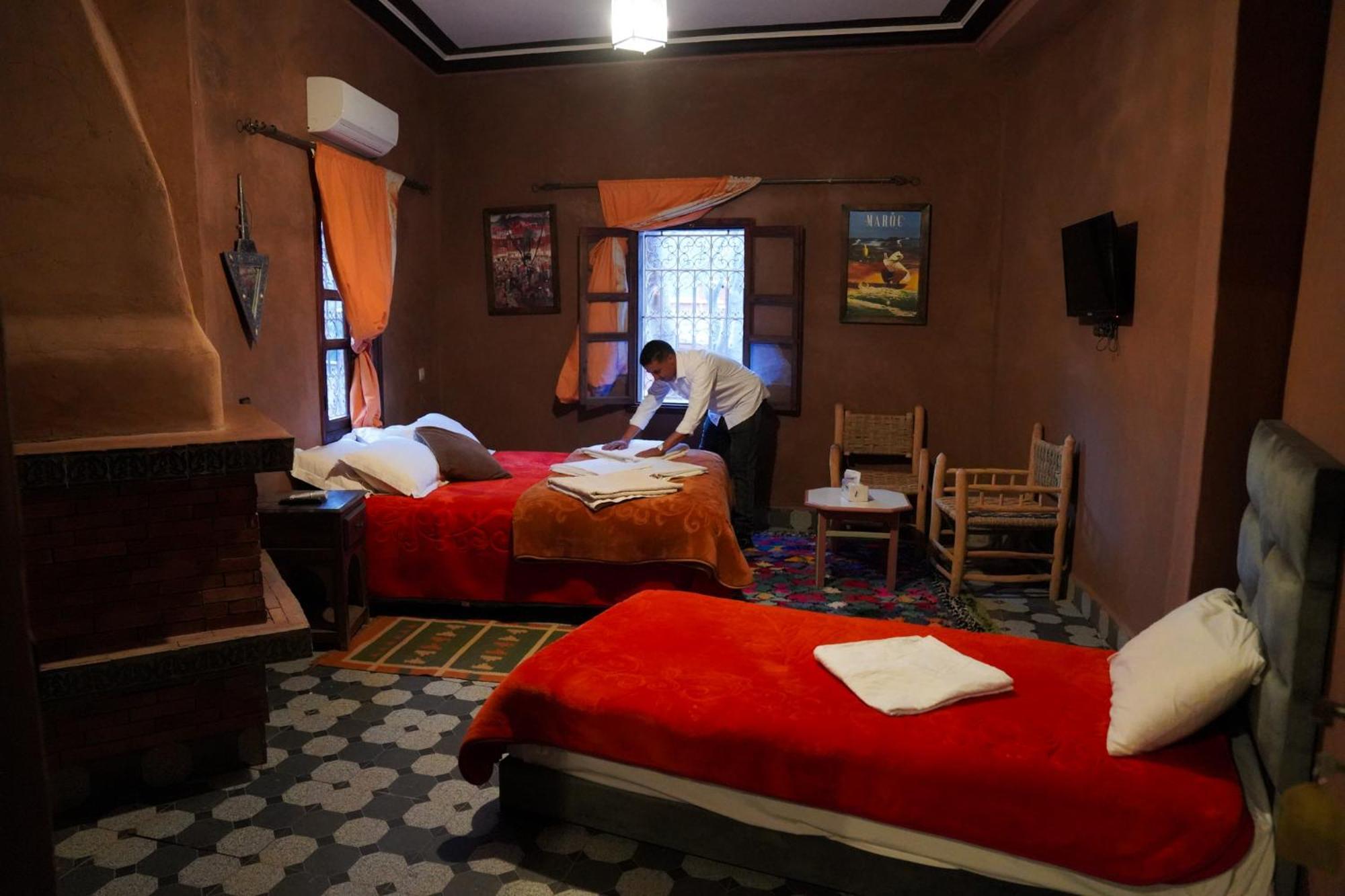 Riad Malak Ouirgane Exteriör bild